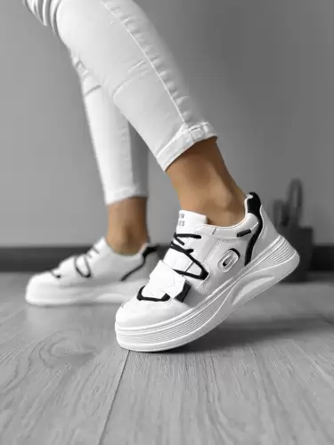 Adidasi dama casual cu talpa inalta albi cu negru CL2333 T7-1