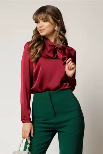 Bluza bordo din satin eleganta cu funda la decolteu