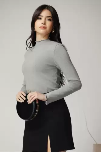 Bluza casual din viscoza gri cu guler incretit