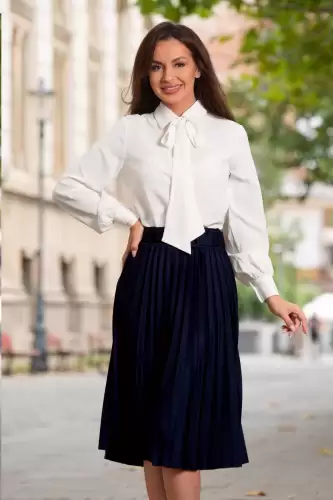 Bluza din voal ecru cu funda stilizata din panglica si mansete late