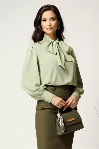 Bluza DY Fashion lejera verde mint din triplu voal cu guler tip esarfa