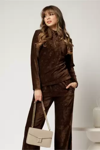 Bluza DY Fashion maro din catifea velurata cu nasturi la bust