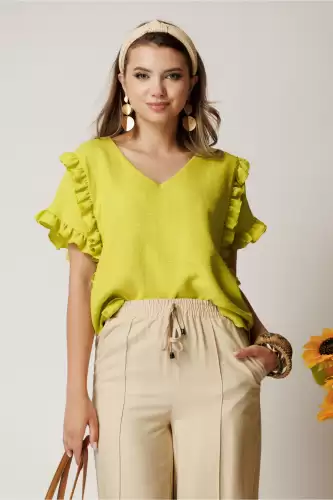 Bluza verde lime din rayon cu croi drept si volane la maneci