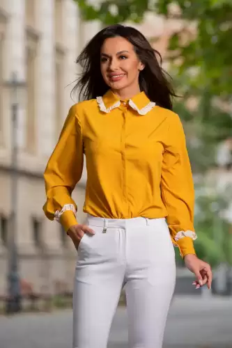 Camasa InPuff din voal mustar cu volanase cu buline la guler