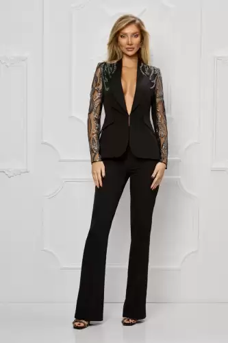 Compleu elegant negru cu broderie pretioasa la sacou si pantaloni evazati