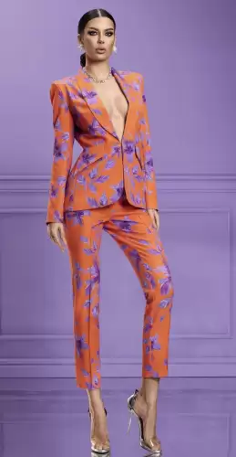 Compleu orange elegant cu imprimeu deosebit