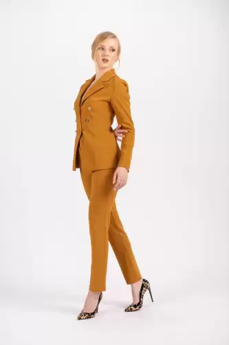 Costum LaDonna cu pantaloni pana si sacou cambrat