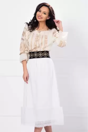 Fusta alba traditionala in clos