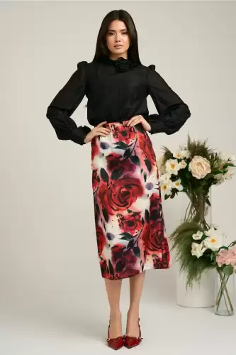 Fusta DY Fashion midi cu trandafiri rosii