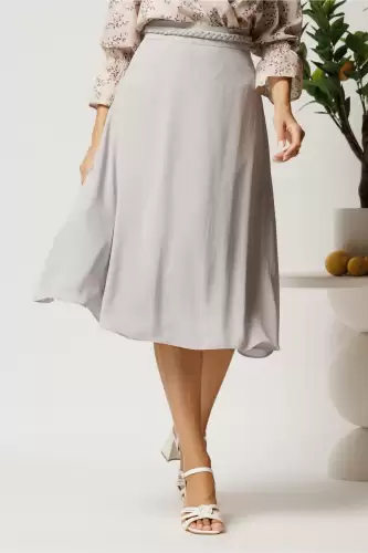 Fusta DY Fashion midi gri din triplu voal in clos cu cordon impletit