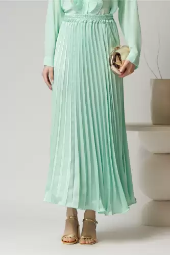 Fusta lunga din satin verde mint cu pliuri