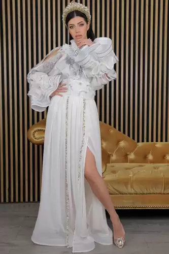 Fusta lunga eleganta ivoire cu perle cusute manual