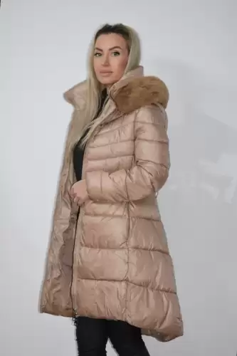 Gaeaca bej cu buzunare laterale si centura detasabila