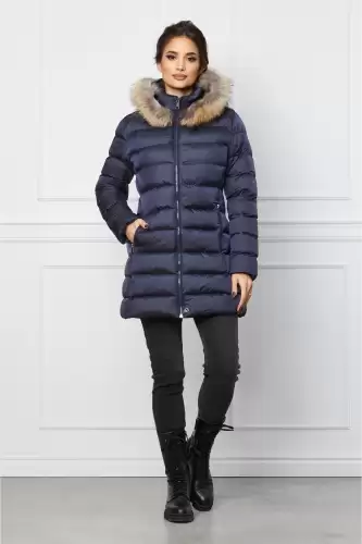 Geaca bleumarin cu blanita naturala la gluga