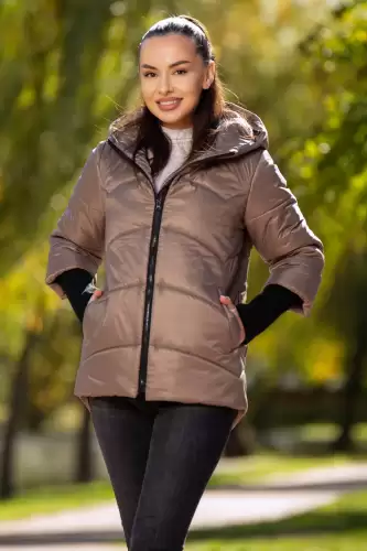 Geaca dama matlasata cappuccino Denisa cu mansete din tricot si gluga