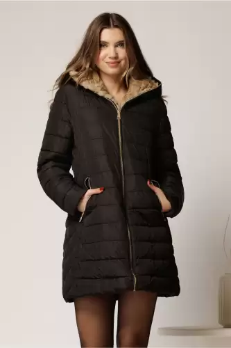 Geaca dama neagra cu gluga si blanita pe interior