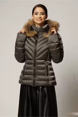 Geaca scurta gri cu blanita naturala la gluga