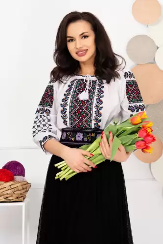 Ie dama traditionala Irena din bumbac cu simbolul rombului