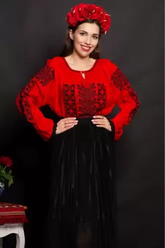 Ie dama traditionala Olimpia rosie cu broderie neagra populara