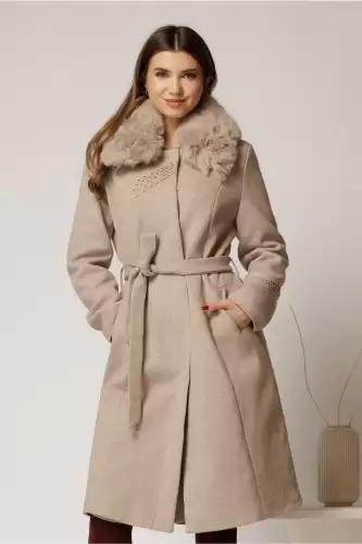 Palton midi bej cu blanita la guler si strassuri