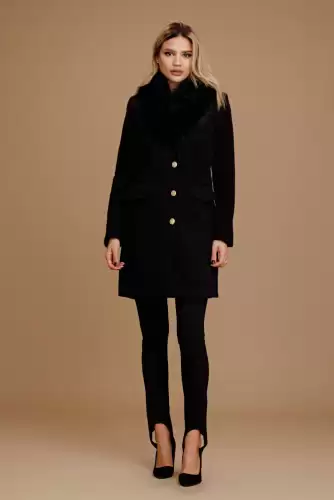 Palton scurt matlasat negru cu guler detasabil