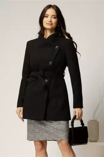 Palton scurt negru din stofa cu nasturi si cordon