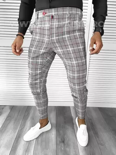 Pantaloni barbati casual regular fit in carouri B7840