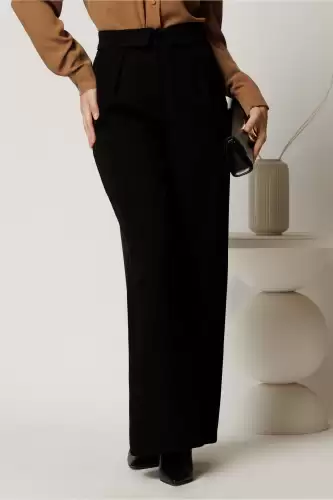 Pantaloni dama negri evazati cu buzunare