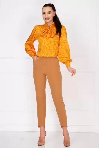 Pantaloni dama office bej conici cu tiv asimetric