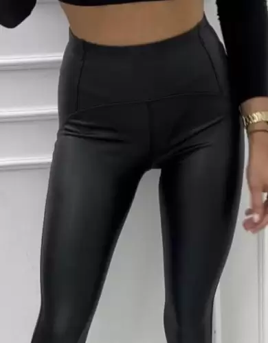 Pantaloni din piele eco