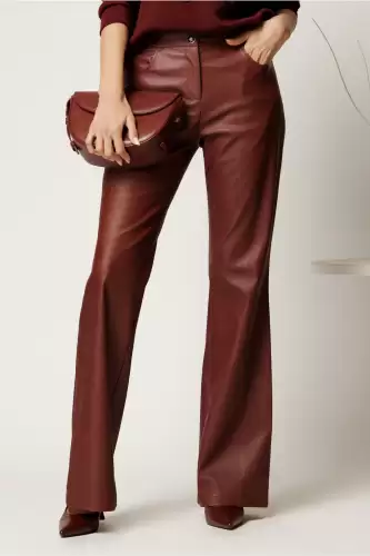 Pantaloni DY Fashion din piele ecologica burgundy evazati