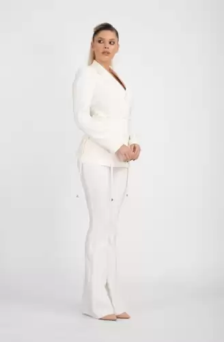 Pantaloni evazati albi