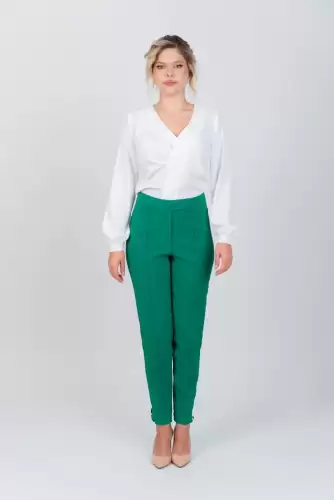 Pantaloni office/eleganti de culoare verde cu croiala conica si inchidere cu nasturi si fermoar