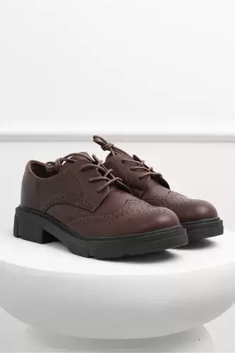 Pantofi Oxford maro din piele ecologica cu siret
