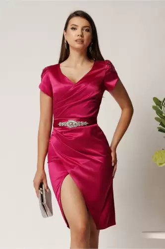 Rochie Alina midi fucsia din satin cu strasuri si cordon in talie
