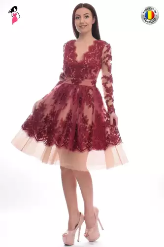 Rochie de ocazie din broderie pretioasa cu perle