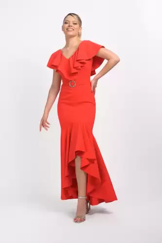 Rochie de ocazie mulata pe corp prevazuta cu volane