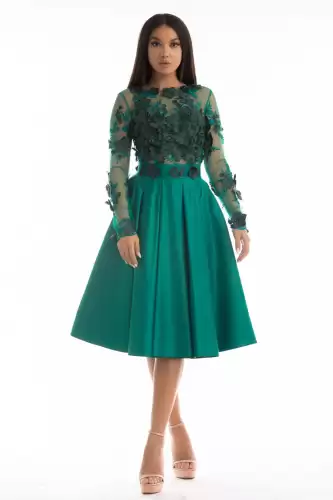 Rochie de ocazie verde din tafta cu partea superioara din broderie cu flori 3D