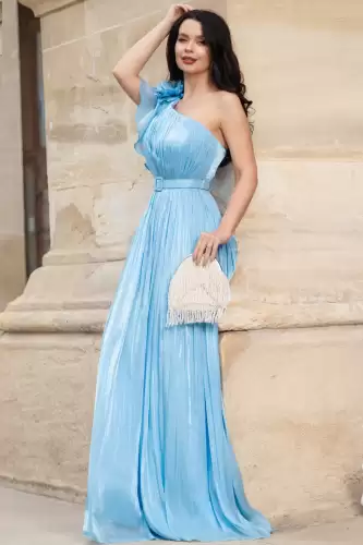 Rochie de seara lunga Fiorella bleu cu flore 3D pe umar