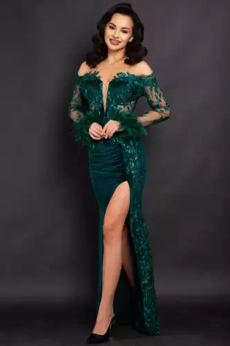 Rochie de seara verde Julia din catifea cu broderie si fulgi