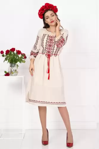 Rochie din in Filipa brodata cu motivul rombului