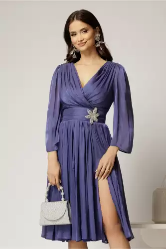 Rochie DY Fashion albastra din voal cu pelicula decolteu petrecut si detaliu pe talie