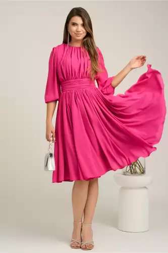 Rochie DY Fashion din voal fucsia clos cu pliuri