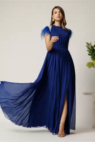 Rochie DY Fashion lunga albastra din tull fin cu pene la umeri