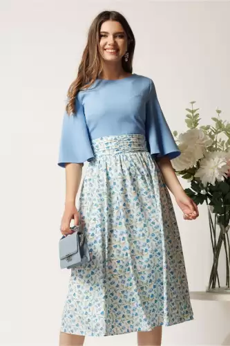 Rochie DY Fashion midi bleu in clos cu fusta din voal cu imprimeu