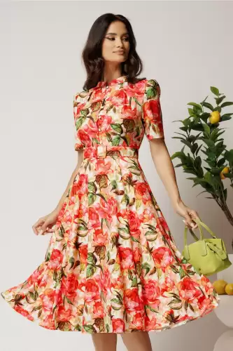 Rochie DY Fashion midi cu flori corai in clos din rayon si curea in talie