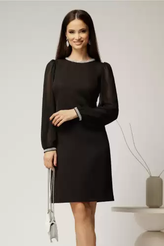 Rochie DY Fashion neagra eleganta cu maneci din voal si aplicatii la decolteu