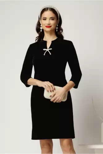 Rochie DY Fashion scurta neagra din catifea fixa cu funda perla