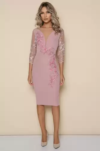Rochie eleganta dreapta cu broderie si perle