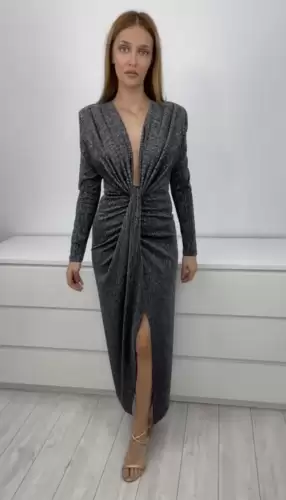 Rochie eleganta mulata pe corp cu slit pe picior